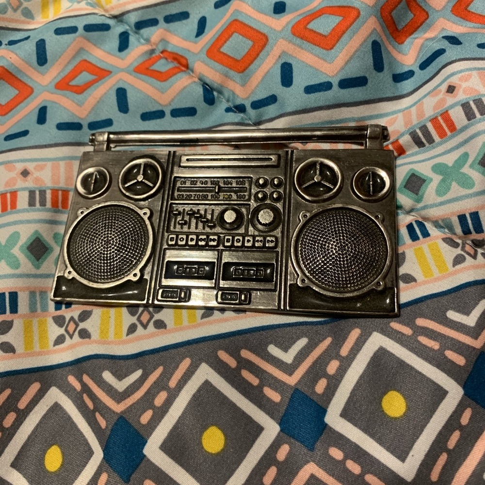 Boom box belt buckle